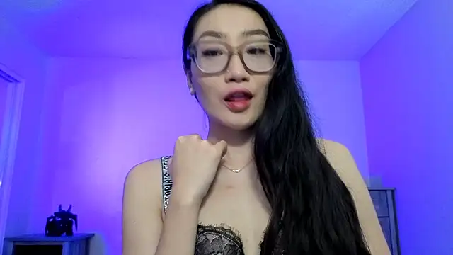 Aliciaz3 online show from 1, 10, 2025