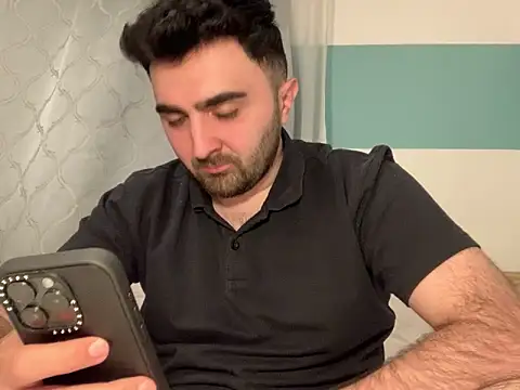 Snapshot of donastii chatting on 7, 5, 2026 donastii online show from 7, 5, 2026