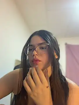 Valentina2390 online show from 9, 7, 2026