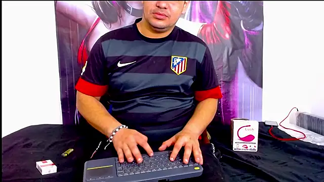 Snapshot of smith_hot29 chatting on 9, 9, 2025 smith hot29 online show from 9, 9, 2025