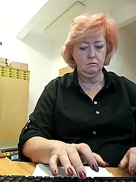 Snapshot of TerezaVelvet chatting on 22, 10, 2025 TerezaVelvet online show from 22, 10, 2025