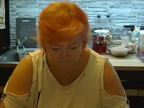 Snapshot of TerezaVelvet chatting on 9, 11, 2025 TerezaVelvet online show from 9, 11, 2025