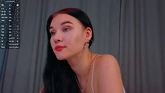 JenniferSullivan online show from 5, 10, 2025