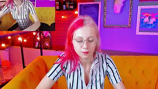 SakuraBliss online show from 24, 9, 2025