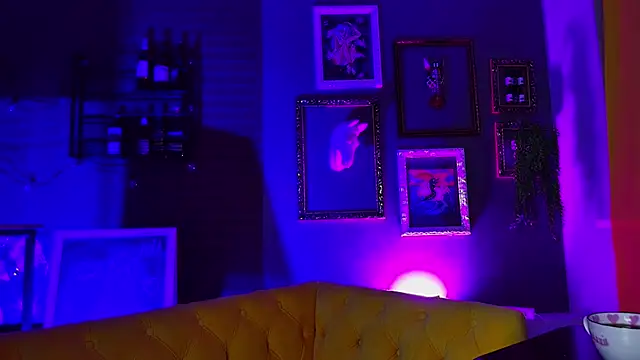 SakuraBliss online show from 26, 9, 2025