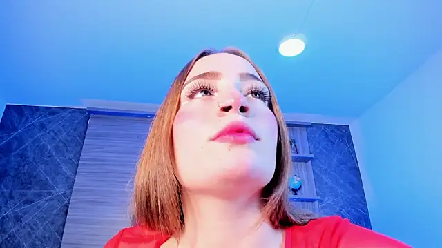 Snapshot of MadisonAnngel chatting on 6, 10, 2025 MadisonAnngel online show from 6, 10, 2025