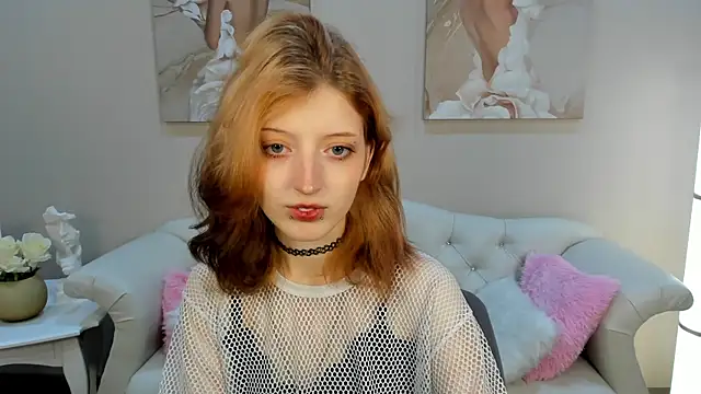 Snapshot of MistyMarlo chatting on 4, 10, 2025 MistyMarlo online show from 4, 10, 2025