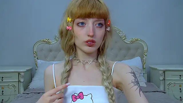 MistyMarlo online show from 19, 4, 2026