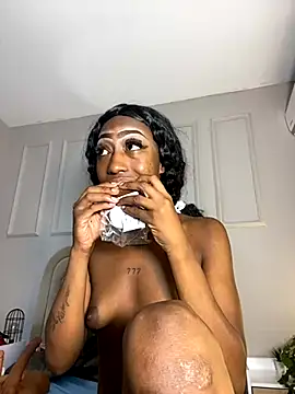 Snapshot of Anamonrroe chatting on 19, 11, 2025 Anamonrroe online show from 19, 11, 2025