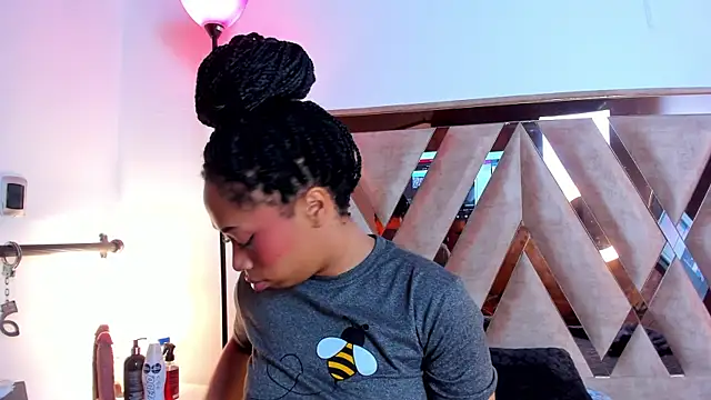 Snapshot of Katy_ortiiz chatting on 2, 5, 2026 Katy ortiiz online show from 2, 5, 2026