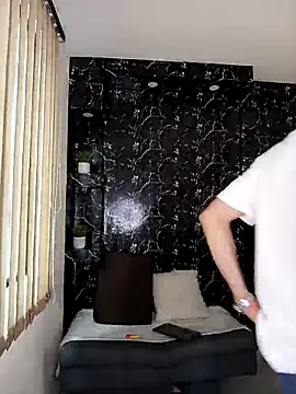 Rafael Mendezz online show from 7, 2, 2026