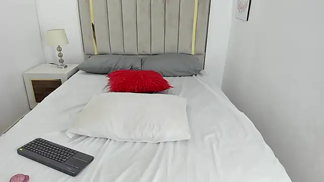 lapiz lazuli12 online show from 20, 11, 2025