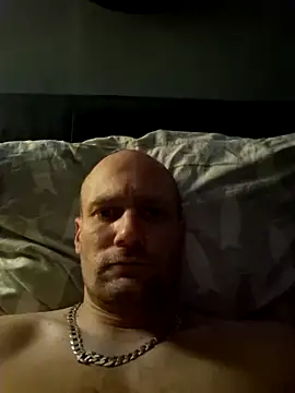 Snapshot of Spaner3300 chatting on 17, 10, 2025 Spaner3300 online show from 17, 10, 2025