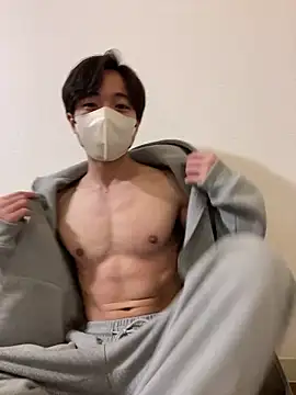 Yuma0718 online show from 4, 2, 2026