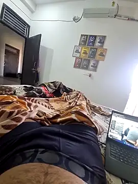 Snapshot of YoursThickDick chatting on 11, 10, 2025 YoursThickDick online show from 11, 10, 2025