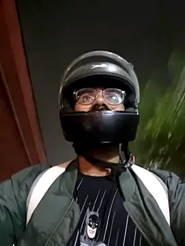 Snapshot of YoursThickDick chatting on 30, 10, 2025 YoursThickDick online show from 30, 10, 2025