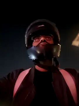 Snapshot of YoursThickDick chatting on 31, 10, 2025 YoursThickDick online show from 31, 10, 2025