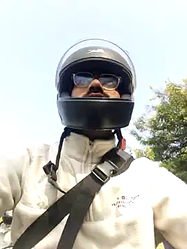 Snapshot of YoursThickDick chatting on 4, 12, 2025 YoursThickDick online show from 4, 12, 2025