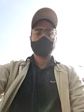 Snapshot of YoursThickDick chatting on 14, 12, 2025 YoursThickDick online show from 14, 12, 2025