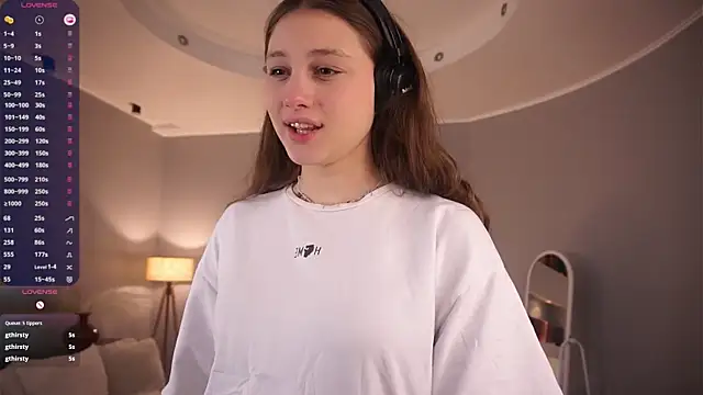 Snapshot of MercBoone chatting on 14, 12, 2025 MercBoone online show from 14, 12, 2025