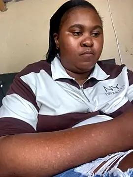 AssieLindy95 online show from 25, 11, 2025