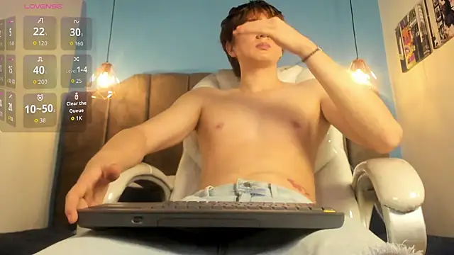 Snapshot of Oscar_and_dani chatting on 16, 2, 2026 Oscar and dani online show from 16, 2, 2026