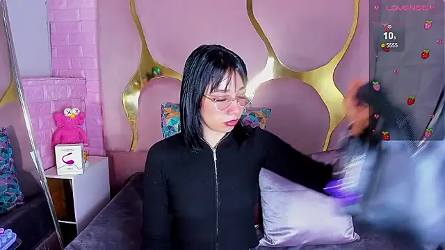 Snapshot of Niina_Sissy chatting on 14, 1, 2026 Niina Sissy online show from 14, 1, 2026