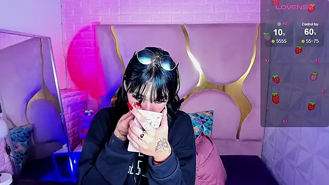Snapshot of Niina_Sissy chatting on 12, 2, 2026 Niina Sissy online show from 12, 2, 2026