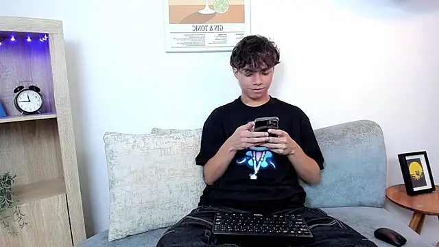 Snapshot of Honeymoon_sariel chatting on 23, 11, 2025 Honeymoon sariel online show from 23, 11, 2025