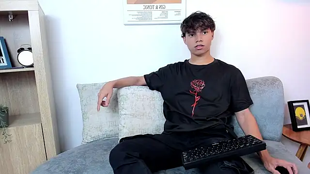 Snapshot of Honeymoon_sariel chatting on 28, 11, 2025 Honeymoon sariel online show from 28, 11, 2025