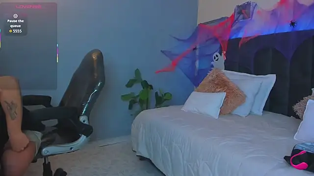 Thomas moon online show from 24, 10, 2025