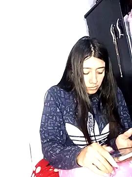 Madow Lu online show from 13, 10, 2025