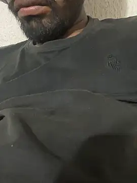 Snapshot of meralund9inch chatting on 8, 2, 2026 meralund9inch online show from 8, 2, 2026