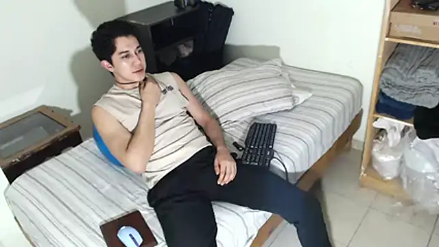 Snapshot of Penelope77 chatting on 10, 2, 2026 Penelope77 online show from 10, 2, 2026