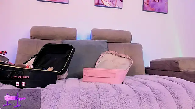 Snapshot of SebastianHilton chatting on 4, 2, 2026 SebastianHilton online show from 4, 2, 2026