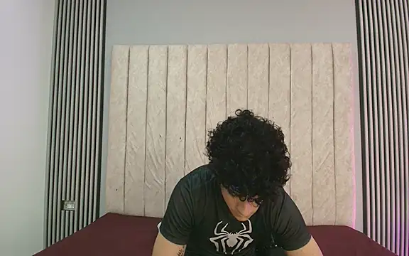 Snapshot of mikey_banji chatting on 10, 9, 2025 mikey banji online show from 10, 9, 2025