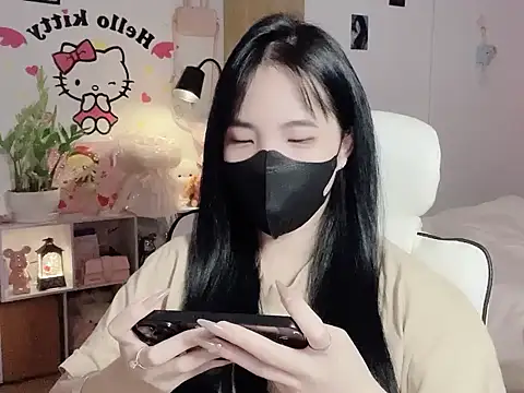 Snapshot of keelinnn19 chatting on 17, 1, 2026 keelinnn19 online show from 17, 1, 2026