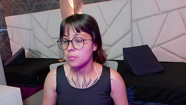 sophiaa 7 online show from 23, 9, 2025