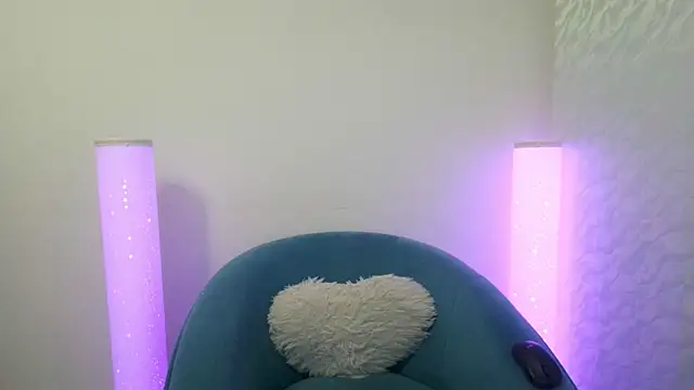 Snapshot of AlanaMilani_ chatting on 25, 2, 2026 AlanaMilani online show from 25, 2, 2026