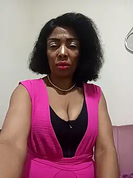 Snapshot of SEXYMOANSXX chatting on 18, 10, 2025 SEXYMOANSXX online show from 18, 10, 2025