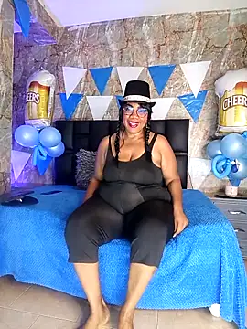 Snapshot of aranzzalatin chatting on 29, 9, 2025 aranzzalatin online show from 29, 9, 2025