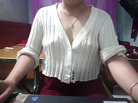 Snapshot of Xue_weng chatting on 24, 5, 2026 Xue weng online show from 24, 5, 2026