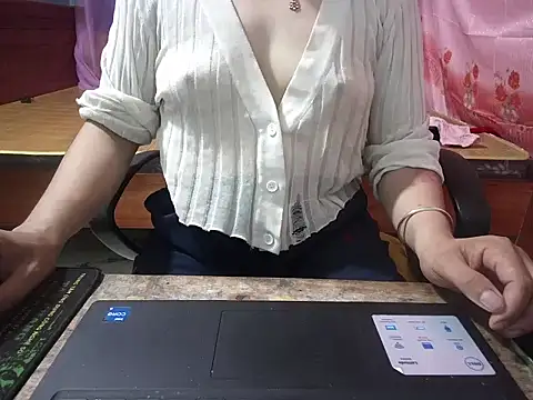 Snapshot of Xue_weng chatting on 26, 5, 2026 Xue weng online show from 26, 5, 2026