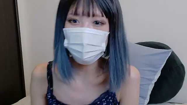 sarina at online show from 24, 7, 2026