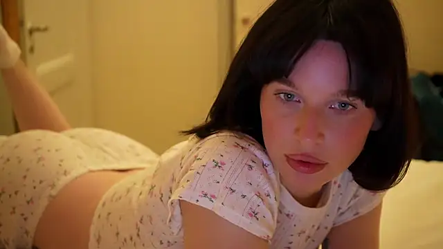 ellaa91 online show from 16, 3, 2026