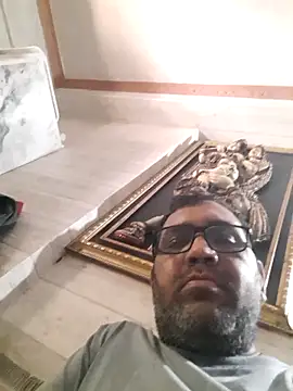 Hot-boy077 online show from 29, 3, 2026