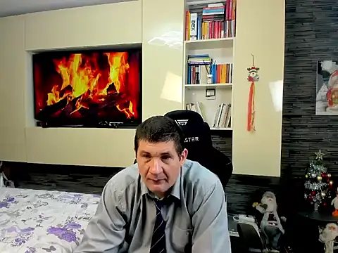 SpartacusDaddy48 online show from 15, 2, 2026