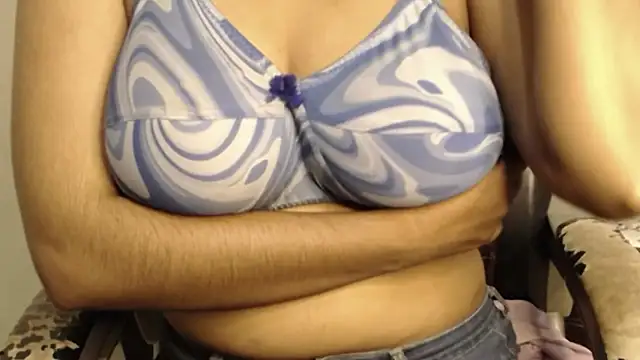 Snapshot of campornlive71 chatting on 20, 12, 2025 campornlive71 online show from 20, 12, 2025