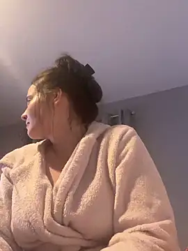 LollyLove  online show from 5, 2, 2026