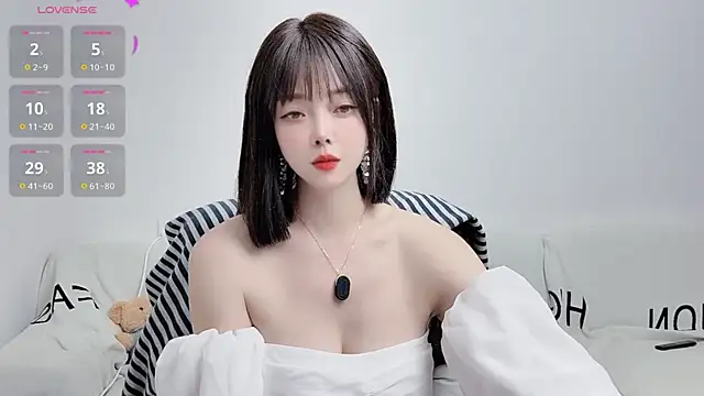 Snapshot of uikyy1 chatting on 24, 11, 2025 uikyy1 online show from 24, 11, 2025